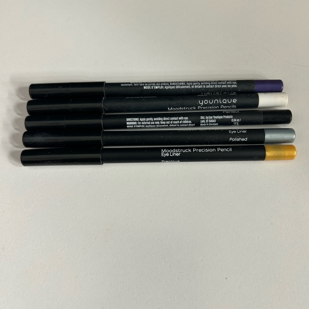 New in Box Younique Moodstruck Precision Pencil in Proper (Dark Brown)